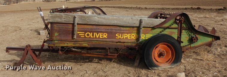 image for item DF4722 Oliver Superior  manure spreader