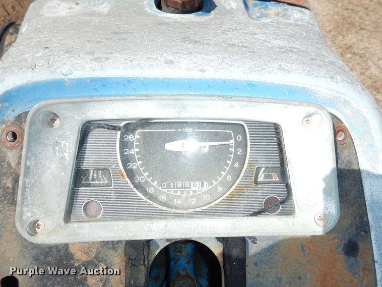 image for item DK7639 1969 Ford 5000  tractor