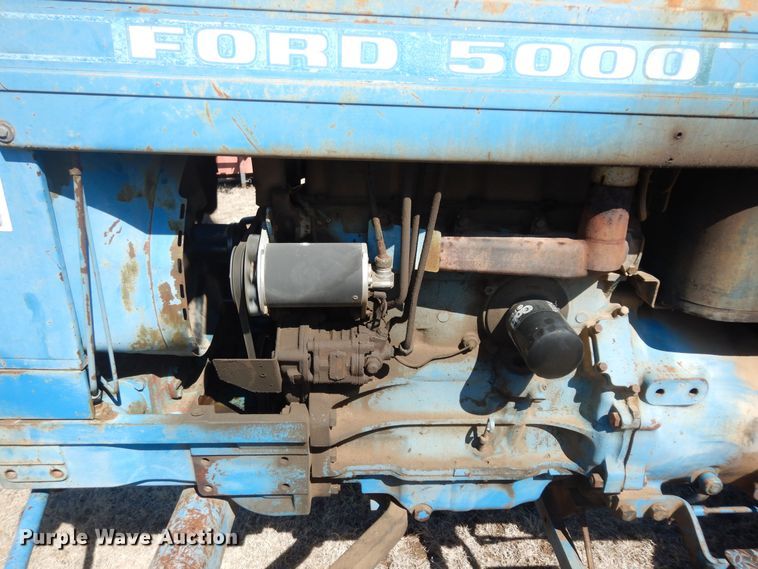 image for item DK7639 1969 Ford 5000  tractor