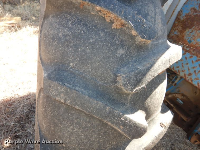 image for item DK7639 1969 Ford 5000  tractor