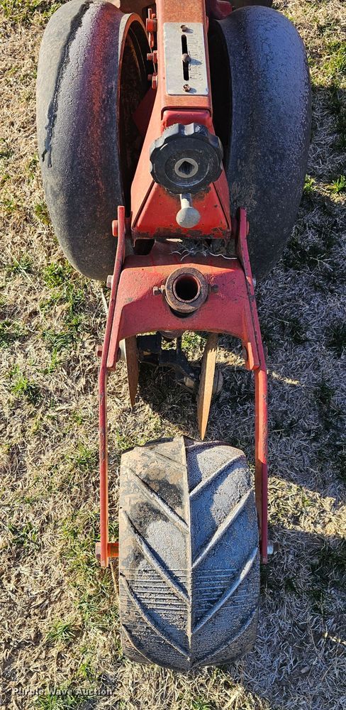 image for item DK7709 Case IH 900 Cyclo Air  planter