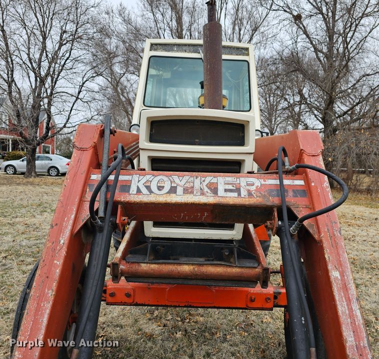 image for item DK7712 1975 Case 970  tractor