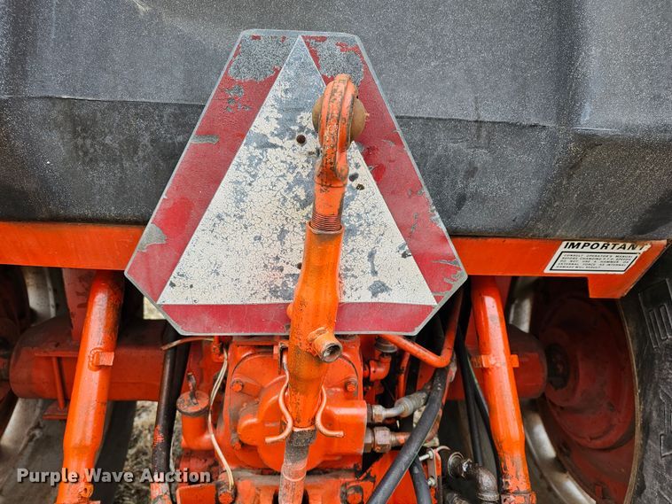 image for item DK7712 1975 Case 970  tractor