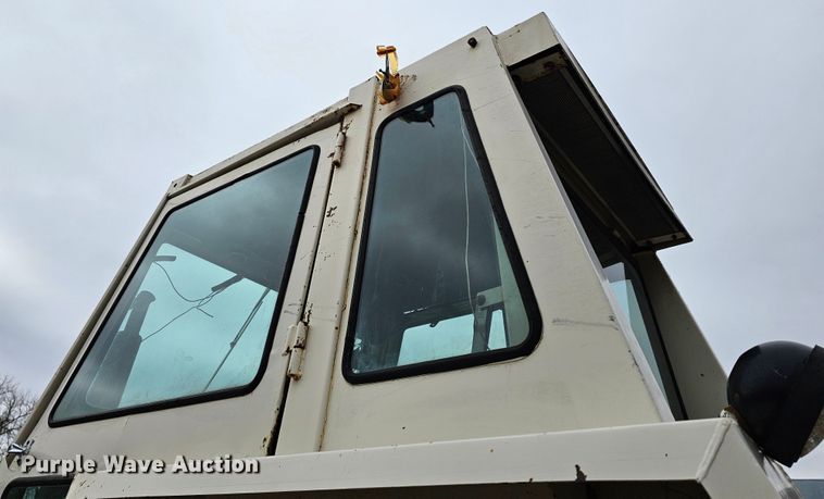 image for item DK7712 1975 Case 970  tractor