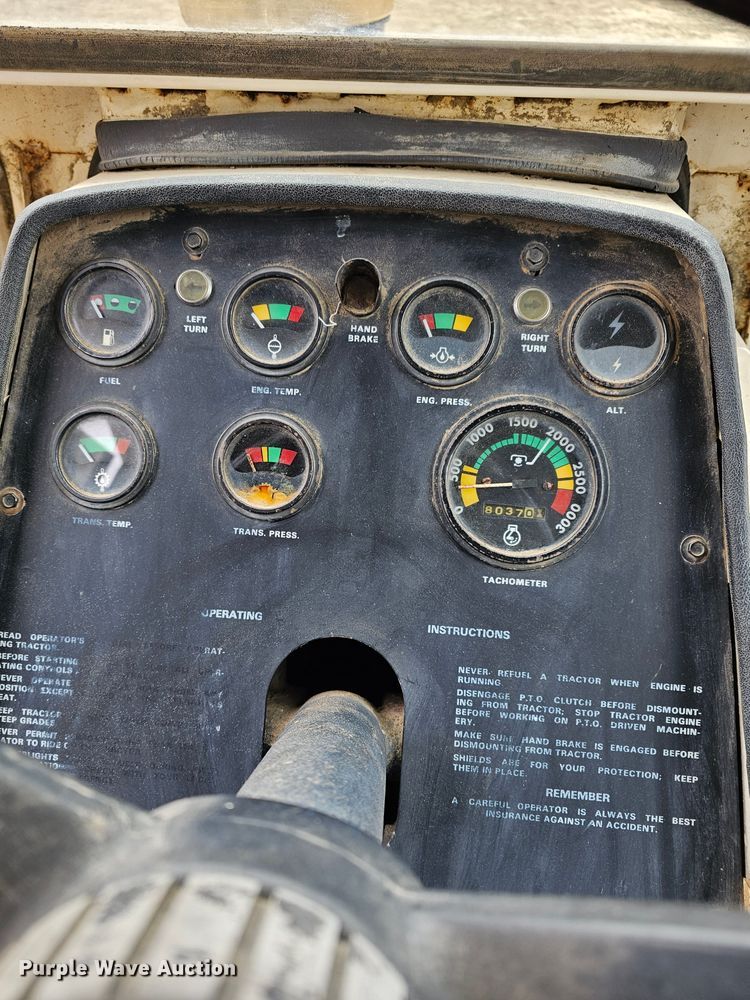 image for item DK7712 1975 Case 970  tractor