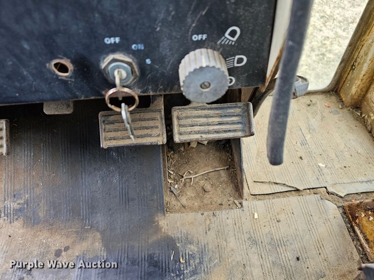 image for item DK7712 1975 Case 970  tractor