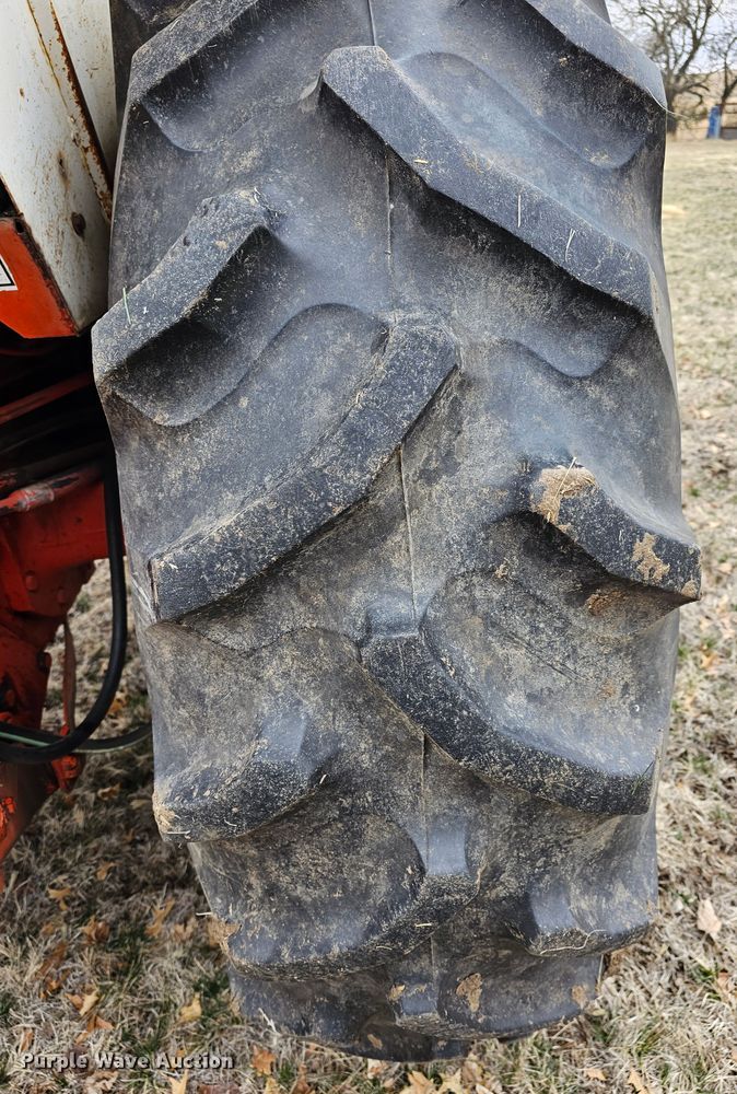 image for item DK7712 1975 Case 970  tractor