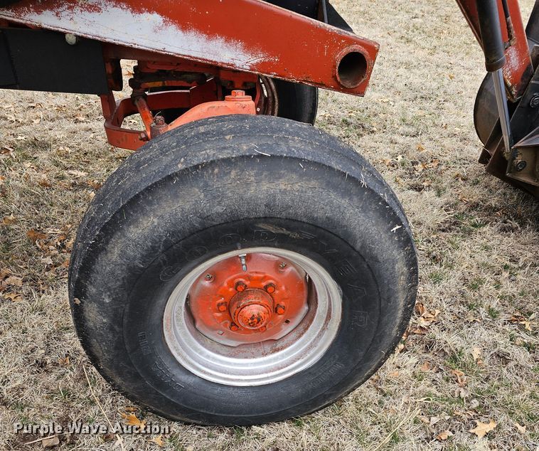 image for item DK7712 1975 Case 970  tractor