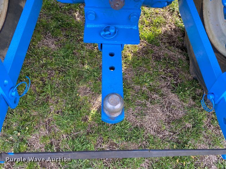 image for item DL7062 1994 Ford 1920  MFWD tractor