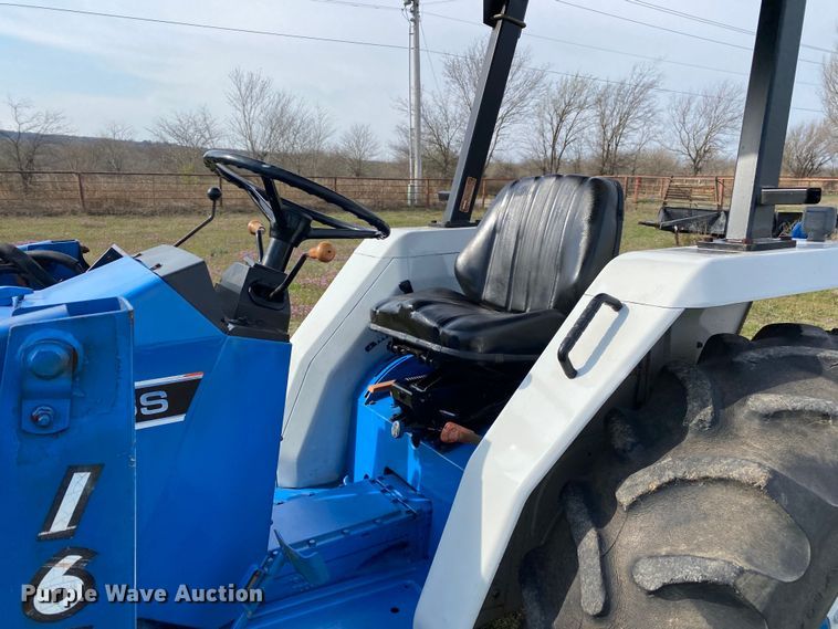 image for item DL7062 1994 Ford 1920  MFWD tractor