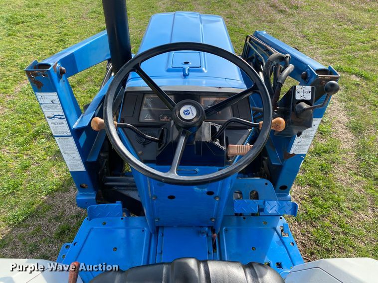 image for item DL7062 1994 Ford 1920  MFWD tractor