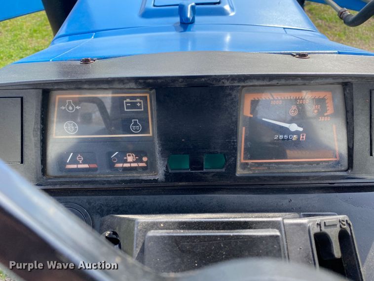 image for item DL7062 1994 Ford 1920  MFWD tractor