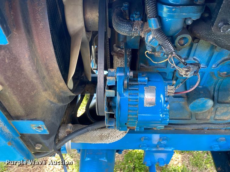 image for item DL7062 1994 Ford 1920  MFWD tractor