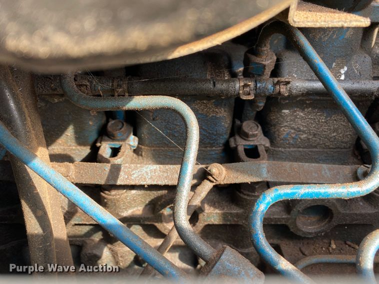 image for item DL7062 1994 Ford 1920  MFWD tractor