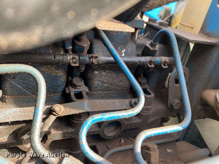 image for item DL7062 1994 Ford 1920  MFWD tractor