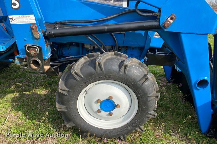 image for item DL7062 1994 Ford 1920  MFWD tractor