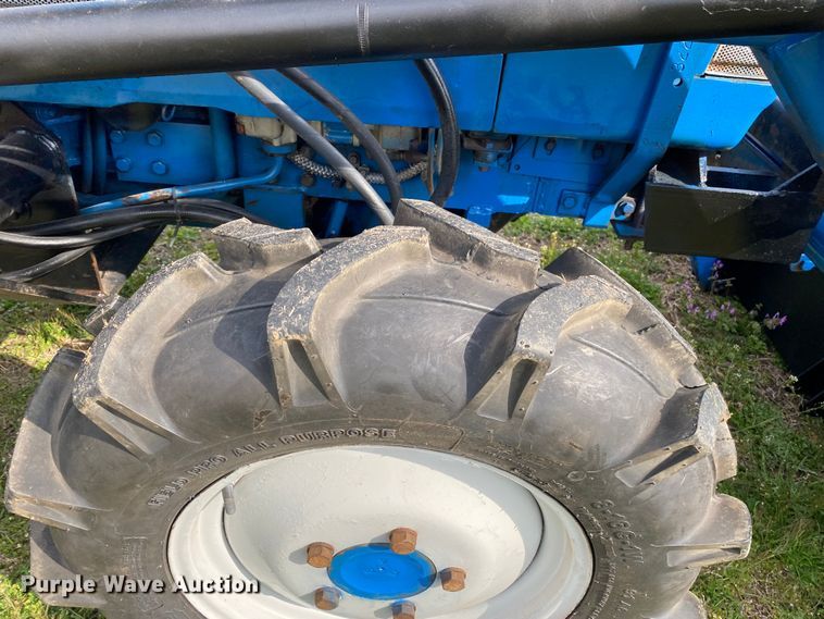 image for item DL7062 1994 Ford 1920  MFWD tractor