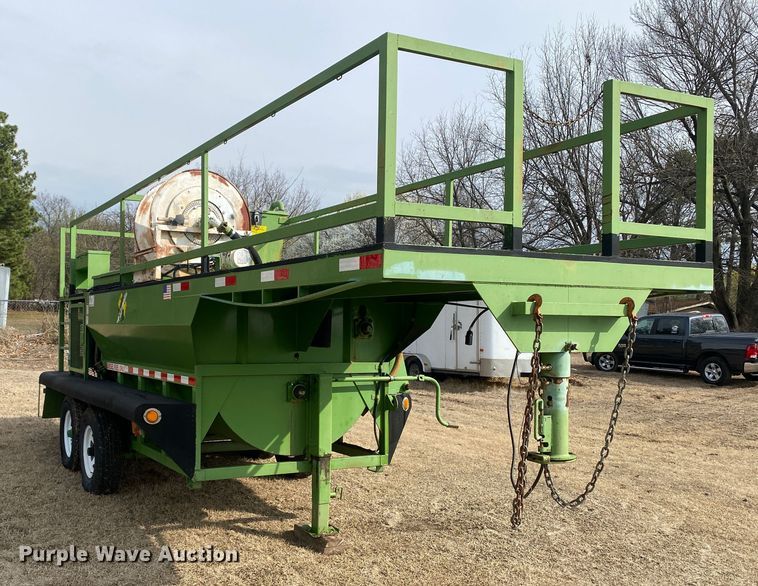 image for item DL7066 2007 Bowie Victor 1100  hydroseeder