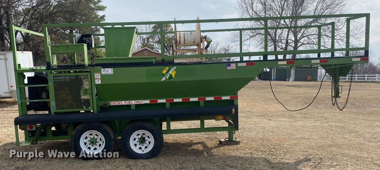 image for item DL7066 2007 Bowie Victor 1100  hydroseeder