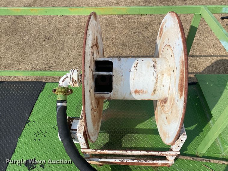 image for item DL7066 2007 Bowie Victor 1100  hydroseeder