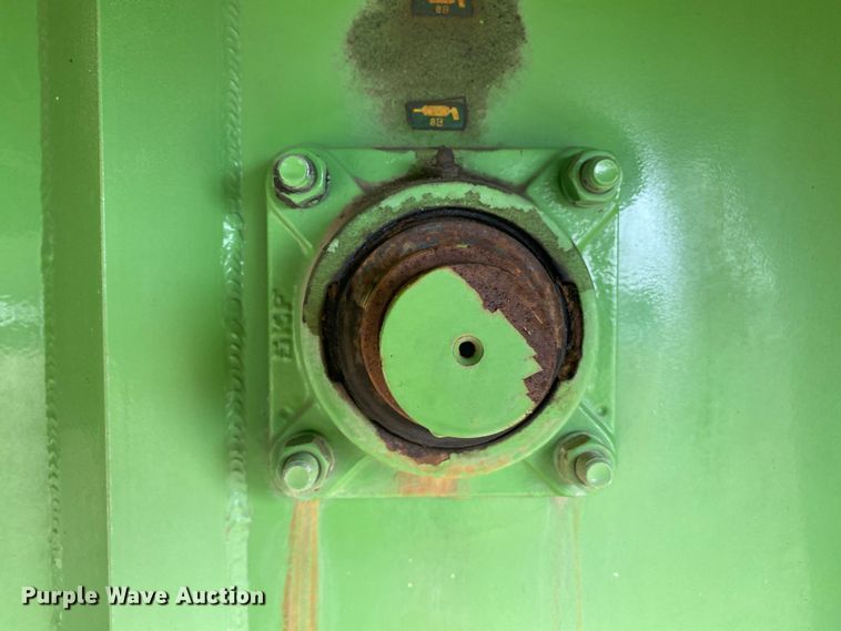 image for item DL7066 2007 Bowie Victor 1100  hydroseeder