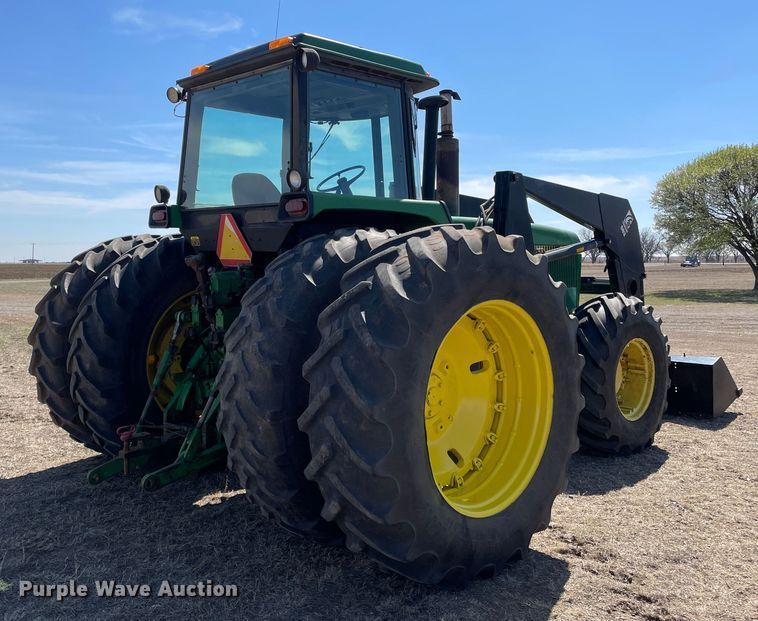 image for item DN4570 1988 John Deere 4850  MFWD tractor