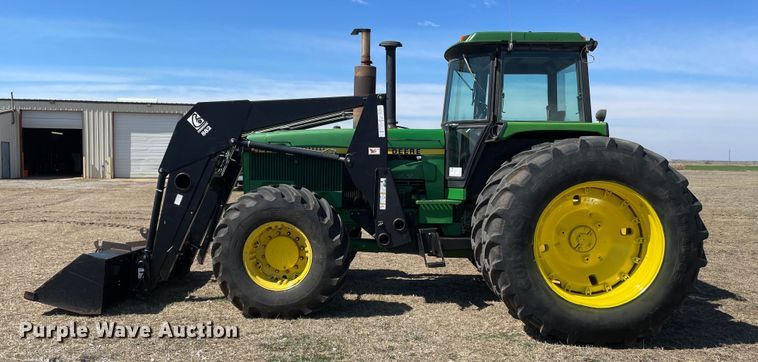 image for item DN4570 1988 John Deere 4850  MFWD tractor