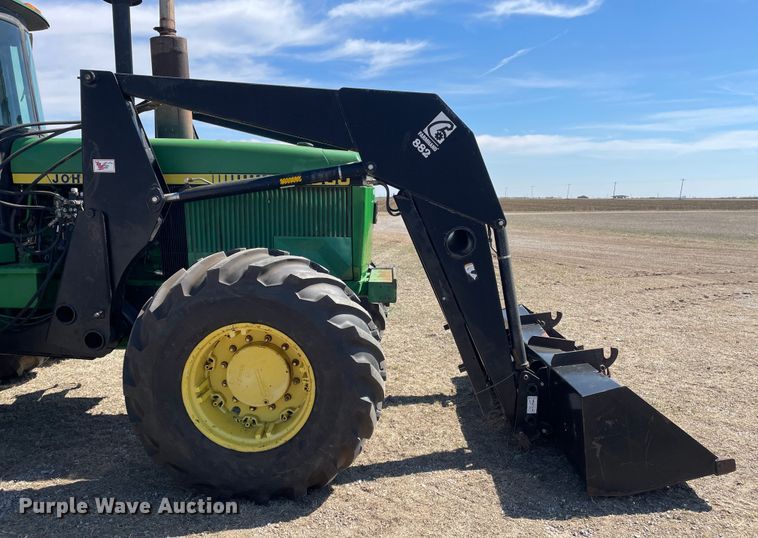 image for item DN4570 1988 John Deere 4850  MFWD tractor