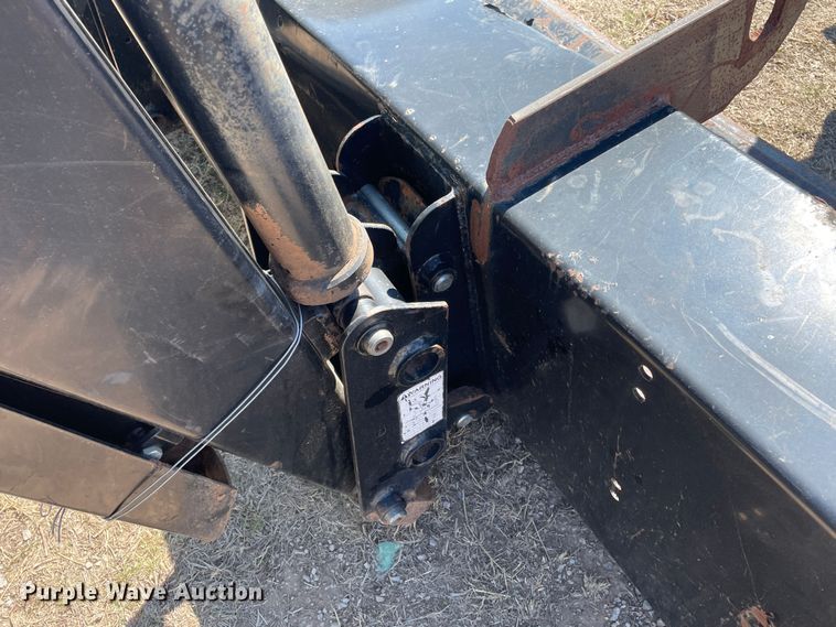 image for item DN4570 1988 John Deere 4850  MFWD tractor