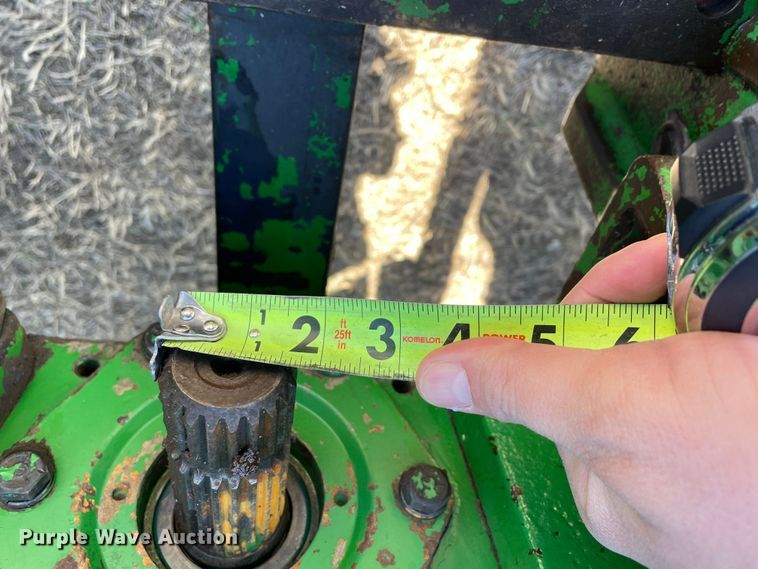 image for item DN4570 1988 John Deere 4850  MFWD tractor