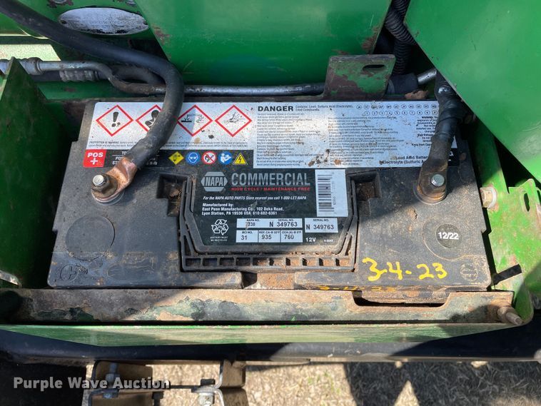 image for item DN4570 1988 John Deere 4850  MFWD tractor