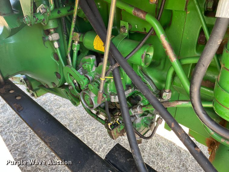 image for item DN4570 1988 John Deere 4850  MFWD tractor