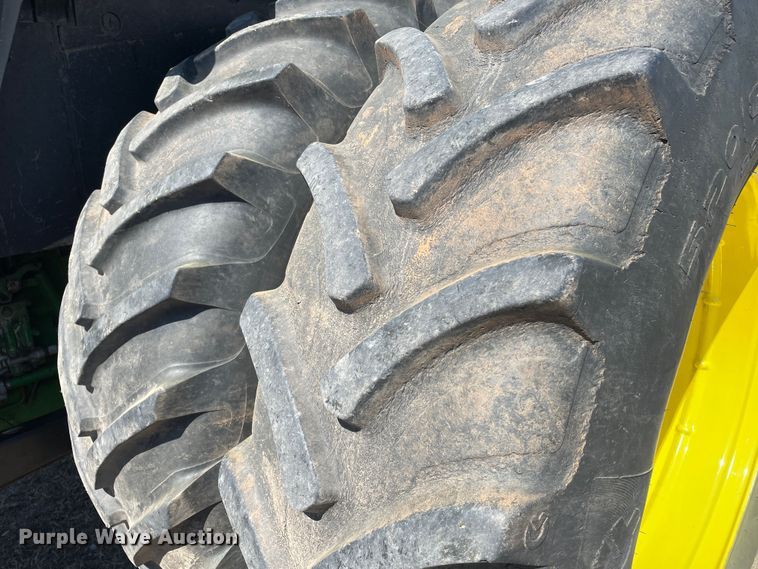 image for item DN4570 1988 John Deere 4850  MFWD tractor