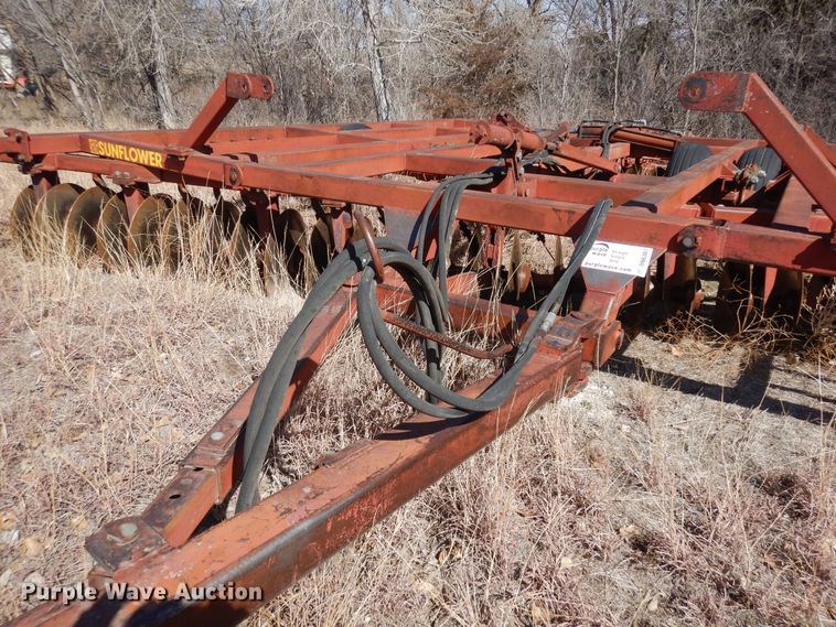 image for item DN6307 Sunflower 5-18  off-set disk