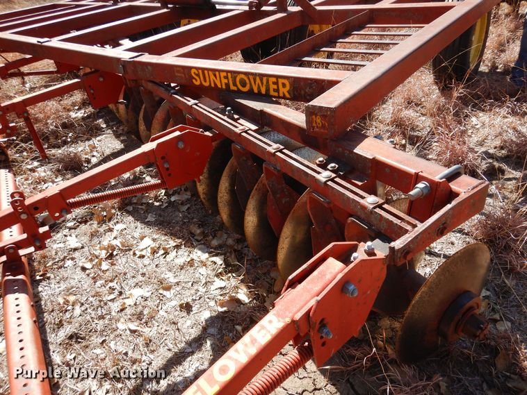 image for item DN6307 Sunflower 5-18  off-set disk