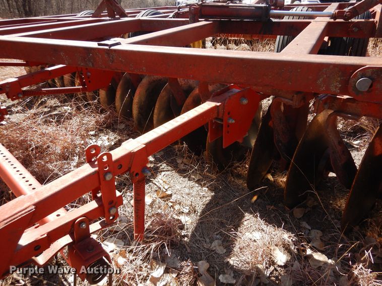 image for item DN6307 Sunflower 5-18  off-set disk