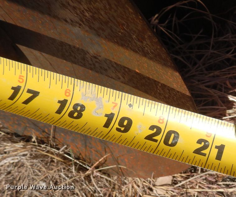 image for item DN6307 Sunflower 5-18  off-set disk