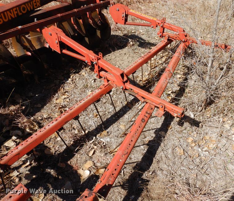 image for item DN6307 Sunflower 5-18  off-set disk