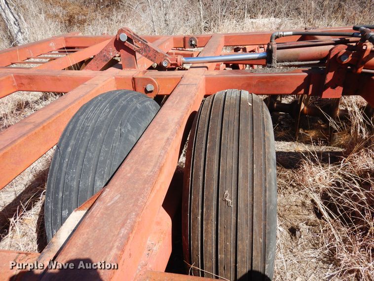 image for item DN6307 Sunflower 5-18  off-set disk