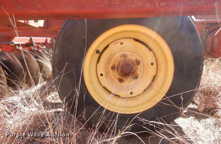 image for item DN6307 Sunflower 5-18  off-set disk