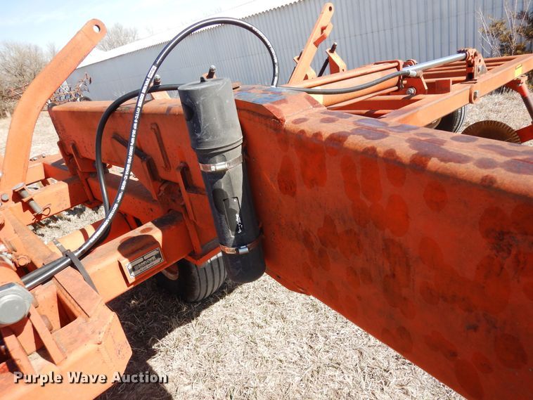 image for item DN6308 Sunflower 3650-25  sweep plow