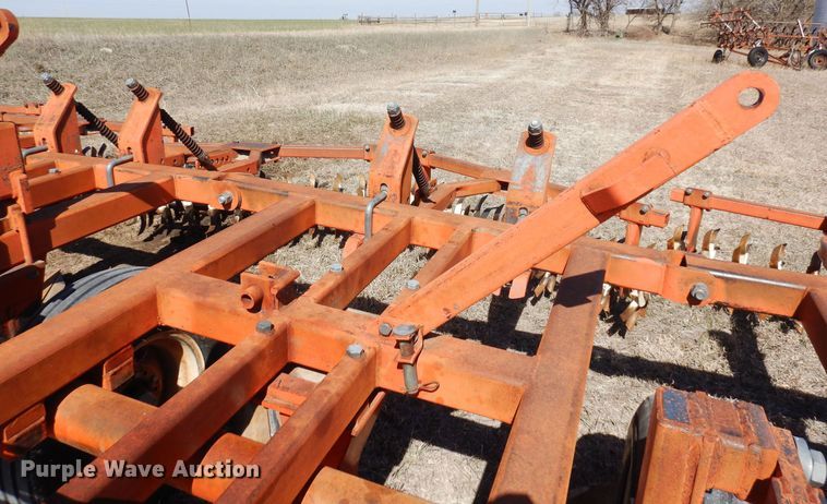 image for item DN6308 Sunflower 3650-25  sweep plow