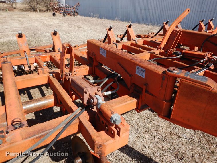 image for item DN6308 Sunflower 3650-25  sweep plow