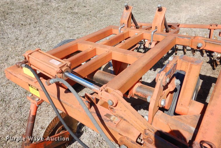 image for item DN6308 Sunflower 3650-25  sweep plow