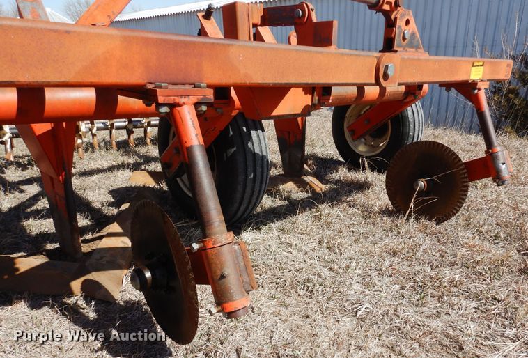image for item DN6308 Sunflower 3650-25  sweep plow