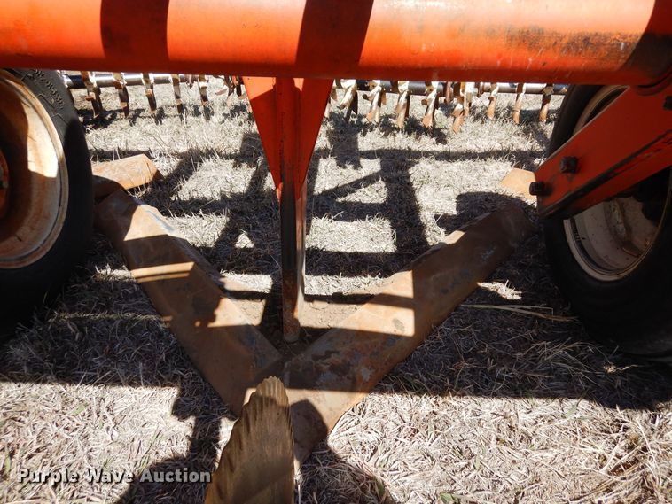 image for item DN6308 Sunflower 3650-25  sweep plow