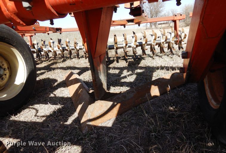 image for item DN6308 Sunflower 3650-25  sweep plow