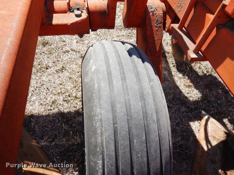 image for item DN6308 Sunflower 3650-25  sweep plow