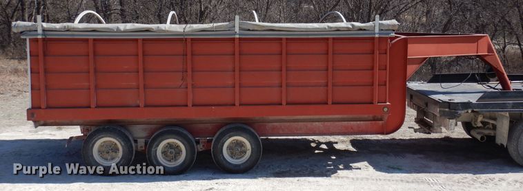 image for item DN6309 1972 Hillsboro  grain trailer