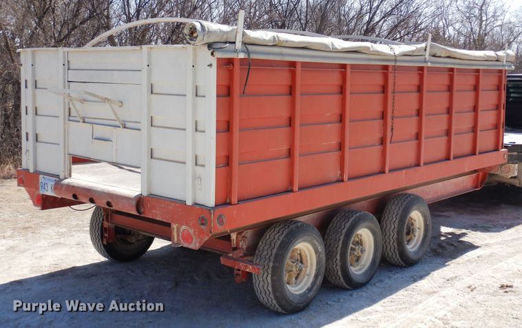 image for item DN6309 1972 Hillsboro  grain trailer
